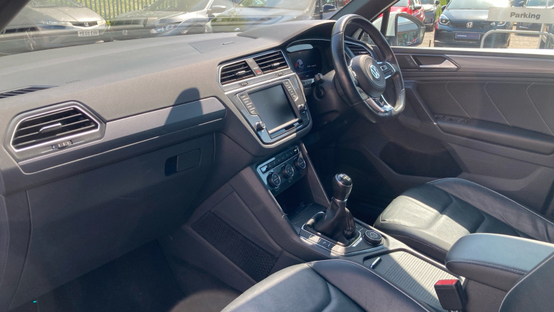 Volkswagen Tiguan 2.0 TDi 150 4Motion R-Line 5dr Diesel Estate